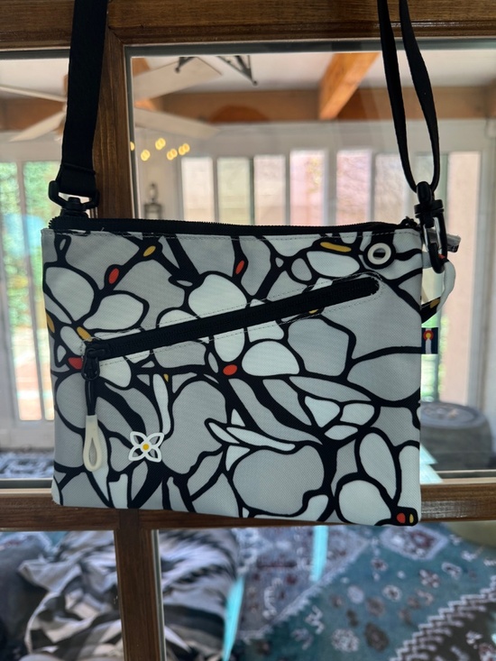 Sherpani Crossbody Zoom Bag & Barcelona Wallet “Magnolia” - Picture 15 of 15